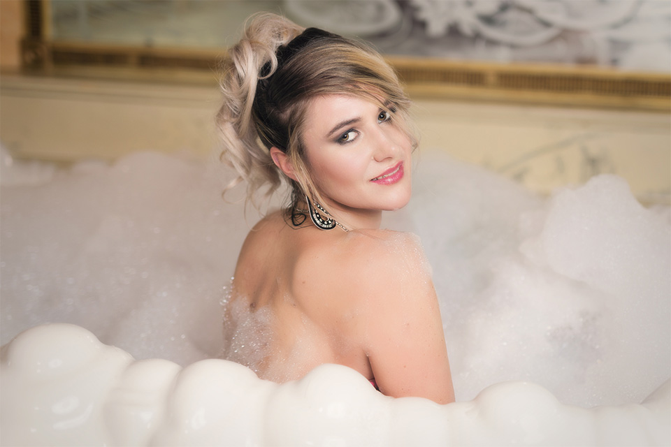 boudoir photo shoot